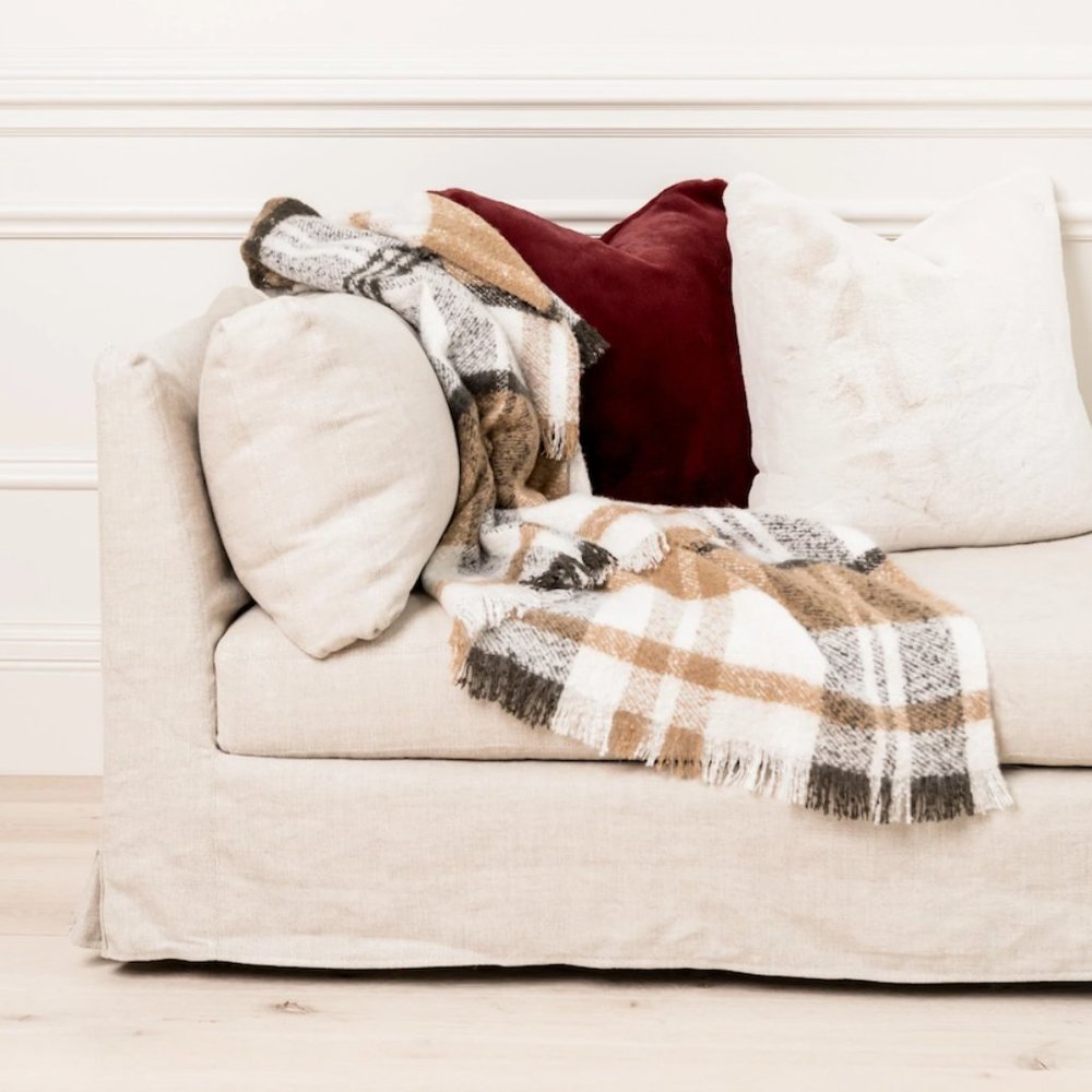 Rachel Parcell || Lawson Plaid Throw Blanket